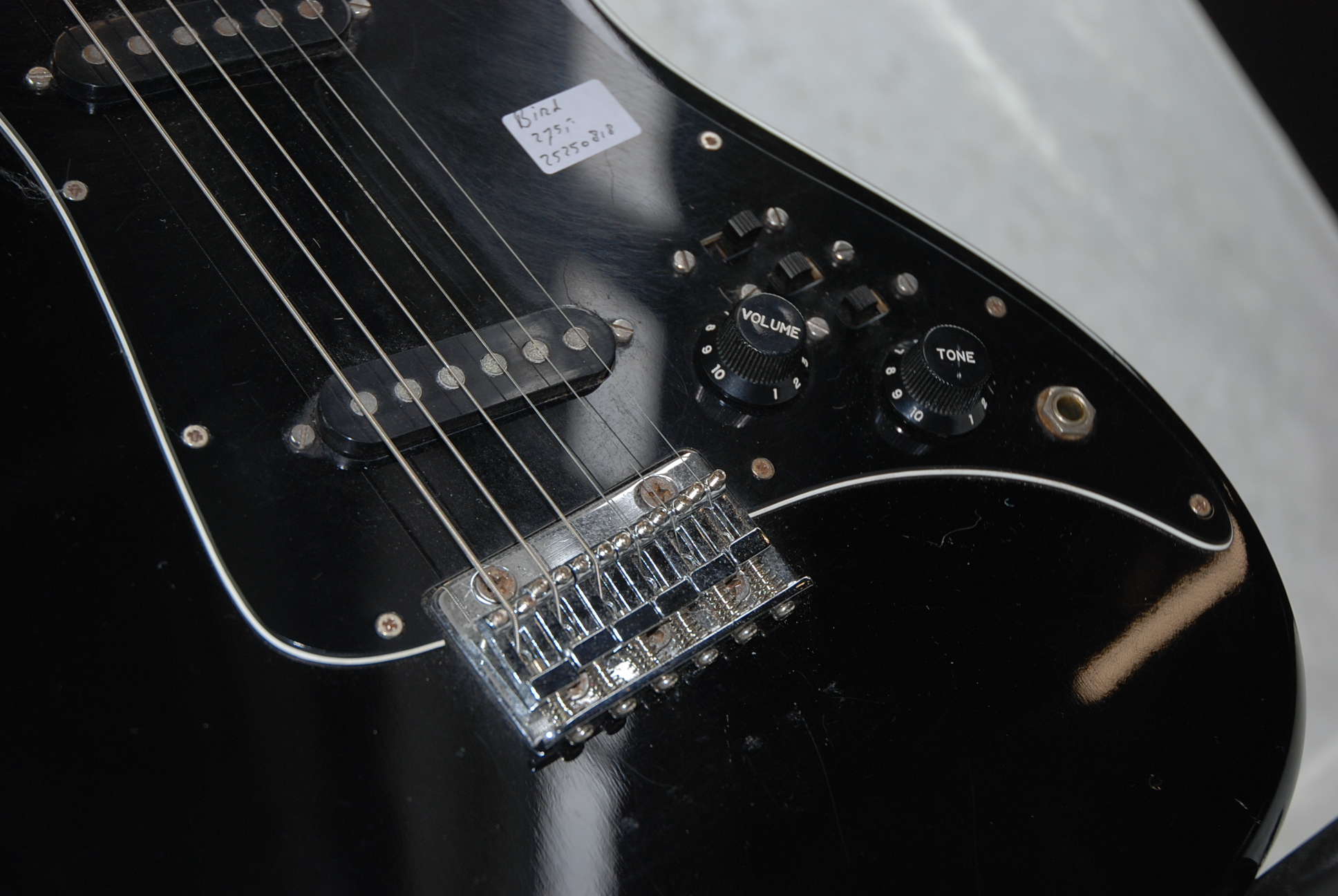 Bird Leed copy Fender, japan - Tunnel Music