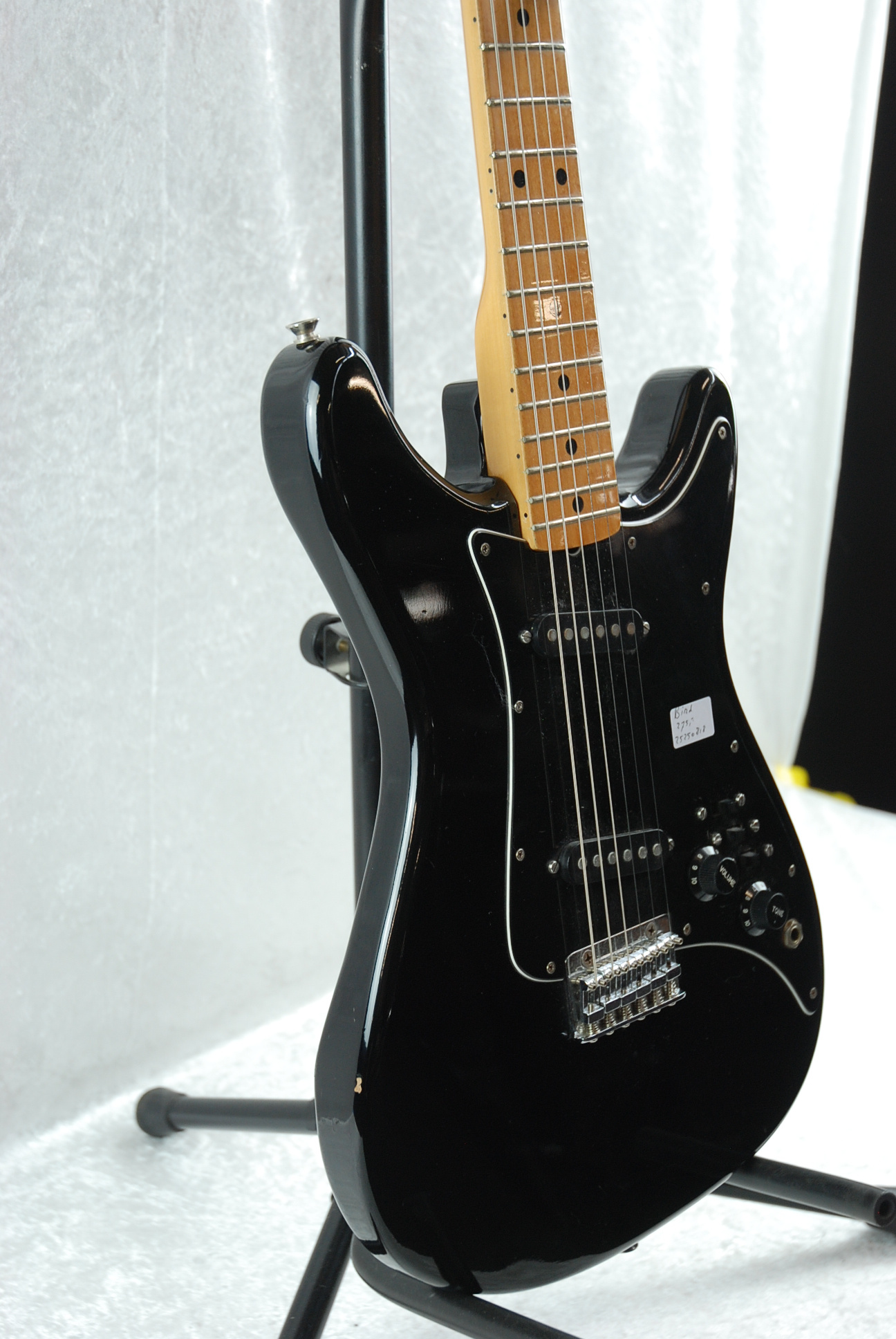 Bird Leed copy Fender, japan - Tunnel Music
